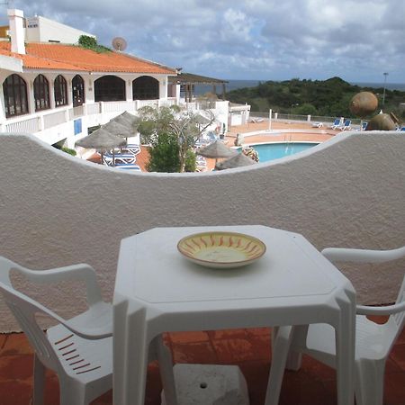Apartamentos Salema Praia Club Exterior photo