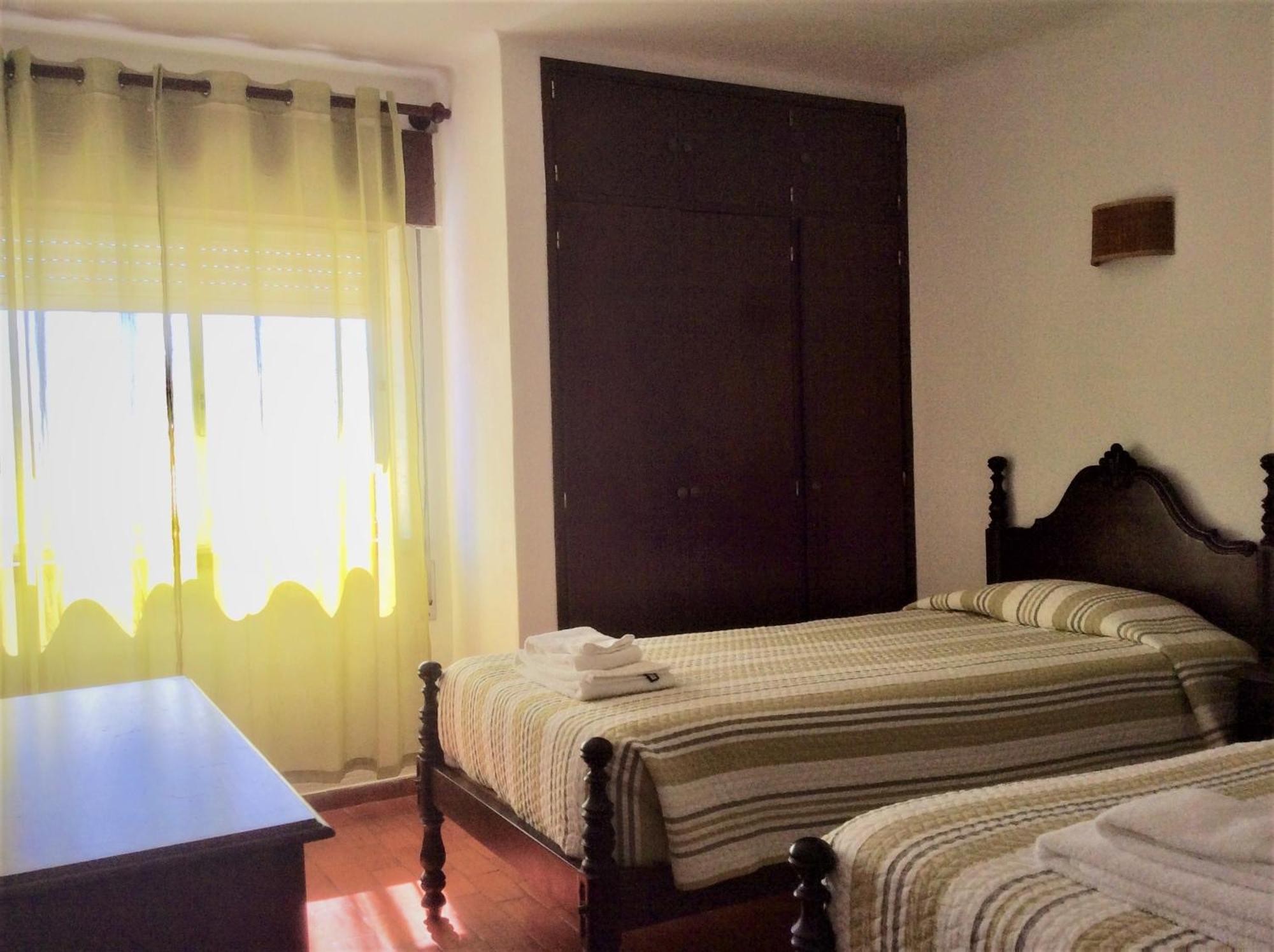 Apartamentos Salema Praia Club Exterior photo