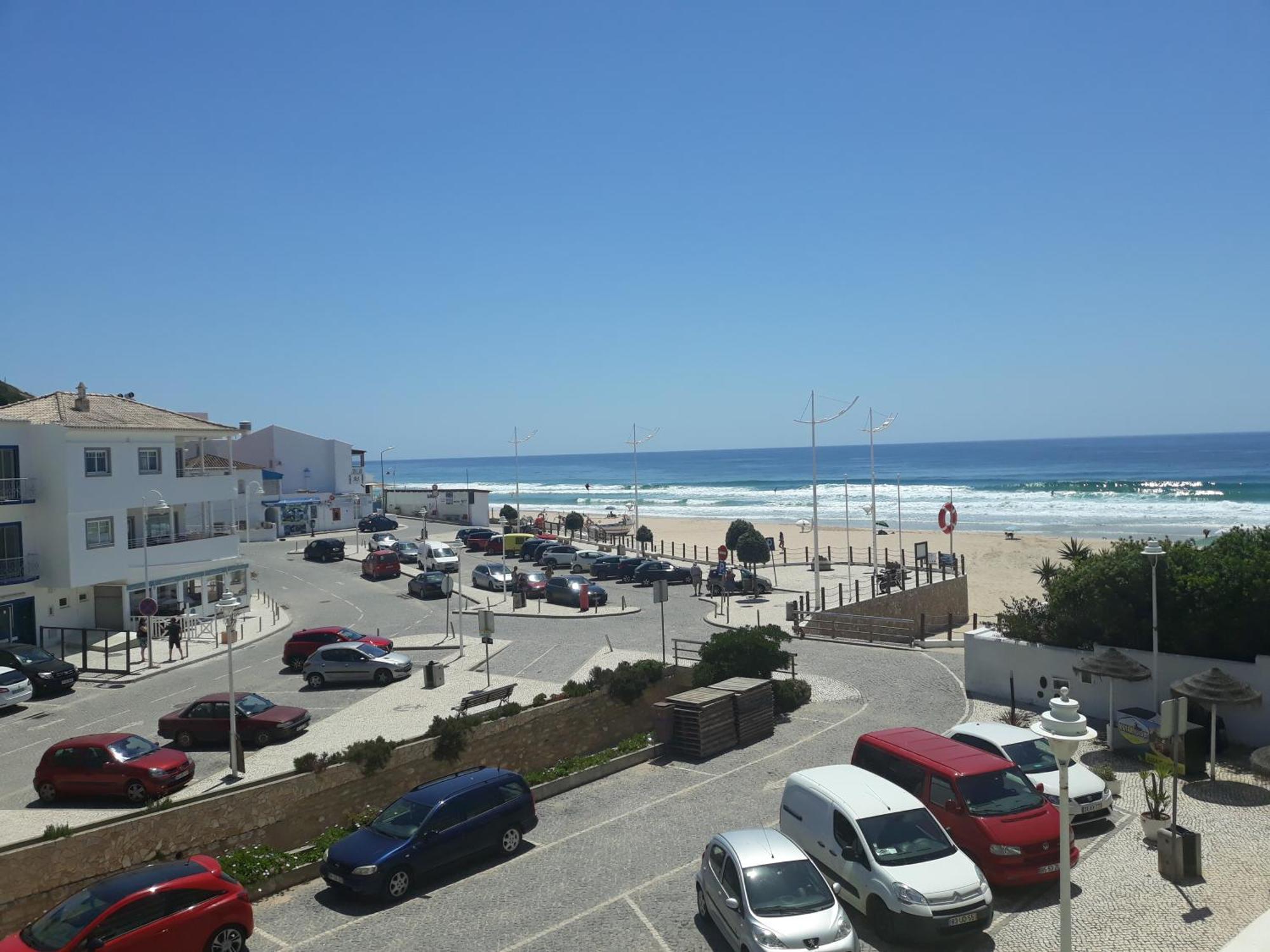 Apartamentos Salema Praia Club Exterior photo