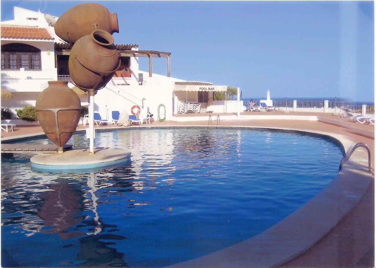 Apartamentos Salema Praia Club Exterior photo